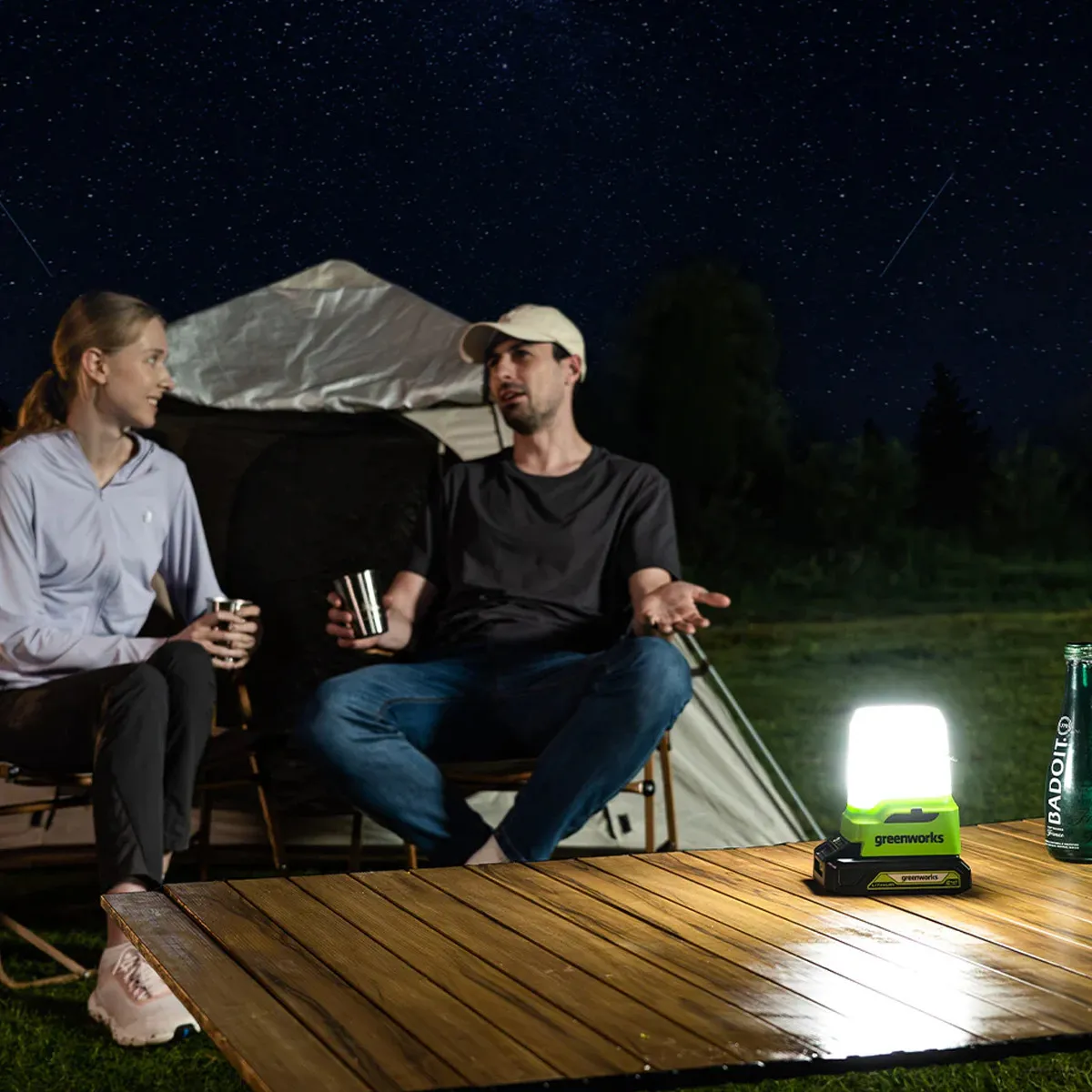 Greenworks 24V LED lukt – ljós við setusvæði í útilegu