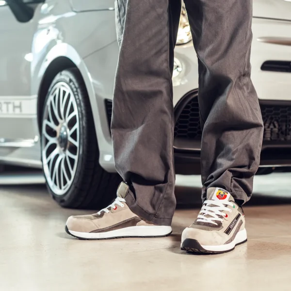Abarth 595 Grey — við notkun