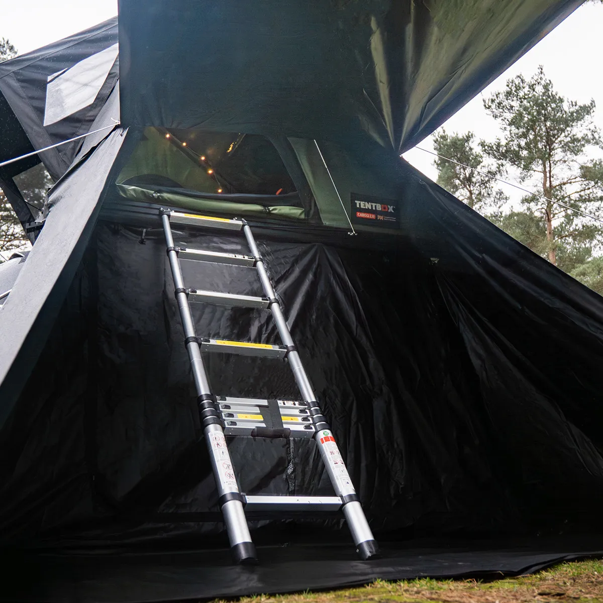TentBox Cargo fortjald lokað Hæð: 221cm - Image 2