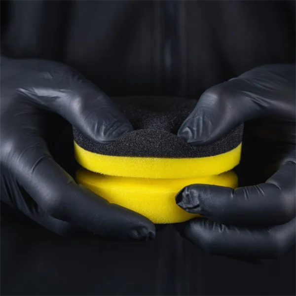 Púði K2 Wax Applicator fyrir bón – bónpúði og grip hans í nærmynd
