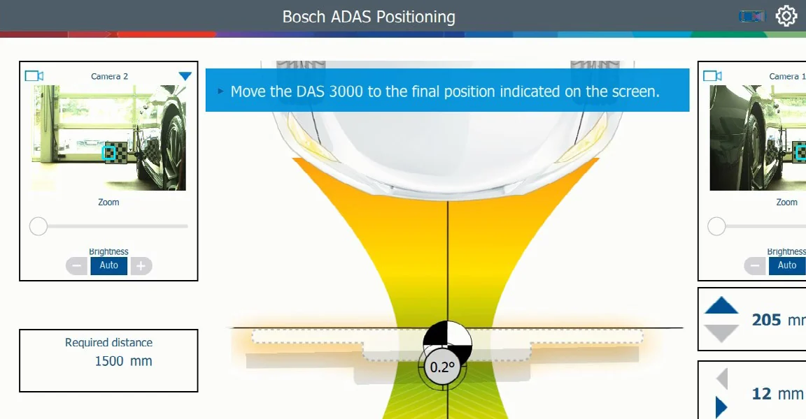 ADAS Positioning hugbúnaður Bosch sýnir hvert færa þarf DAS 3000 gagnvart bílnum